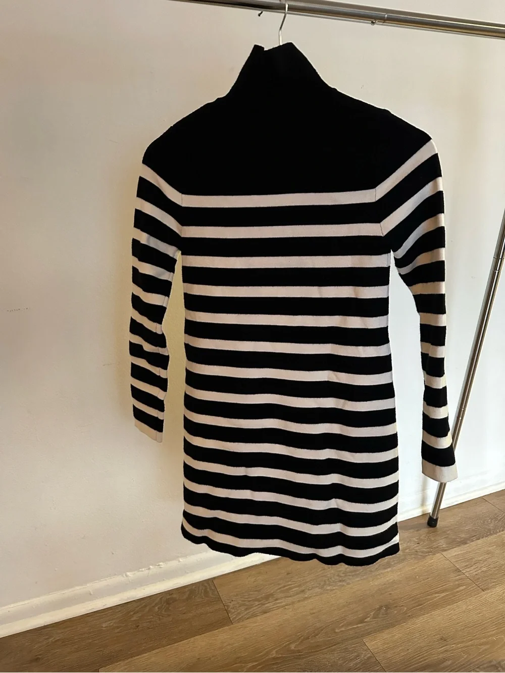 velvet christmas dresses for women Dress: Beaded Square Neck Long Sleeve Mini – Zalvare Black Dress: Essential Part Color:Celdon dress wedding lace